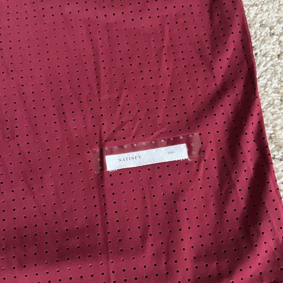 Satisfy Running Space-O Singlet - Picture 3 of 4